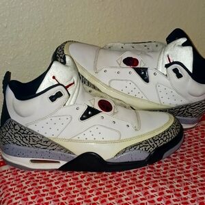 Michael Jordan Shoes. Spike Lee Edition.